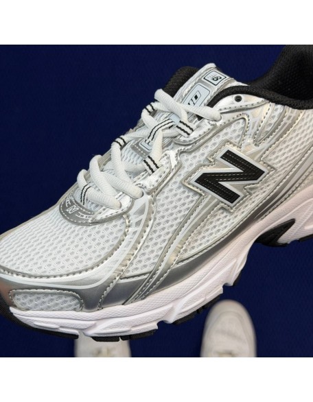 New Balance 740