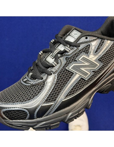 New Balance 740