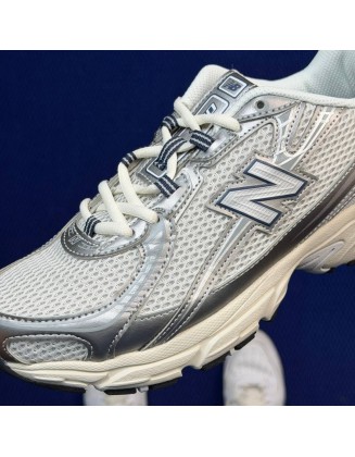 New Balance 740