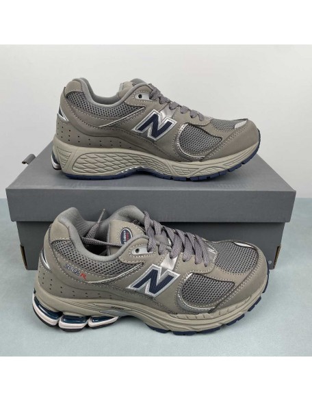 New Balance 2002R