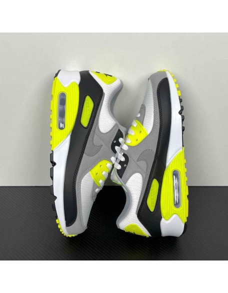 Nike Air Max 90