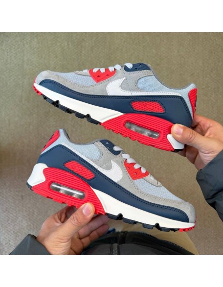 Nike Air Max 90
