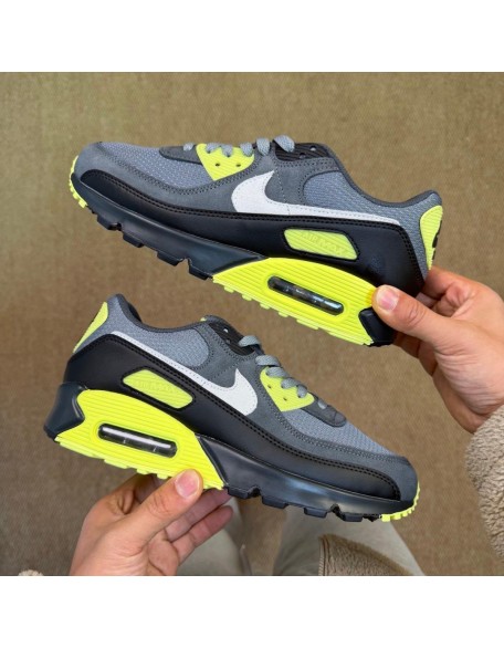 Nike Air Max 90