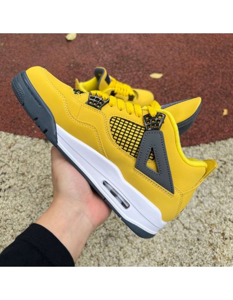 Air Jordan 4 