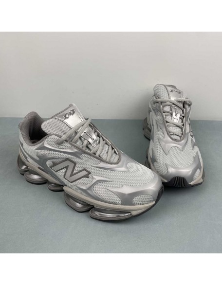 New Balance 2000