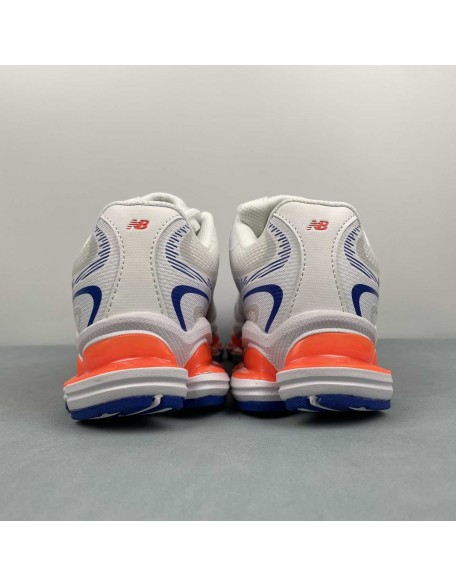 New Balance 2000