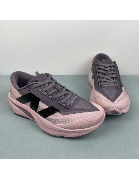 New Balance FuelCell Rebel V4