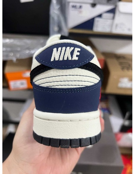 Nike SB Dunk Low 