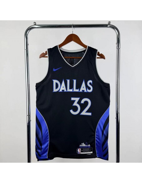 Dallas Mavericks FLAGG#32