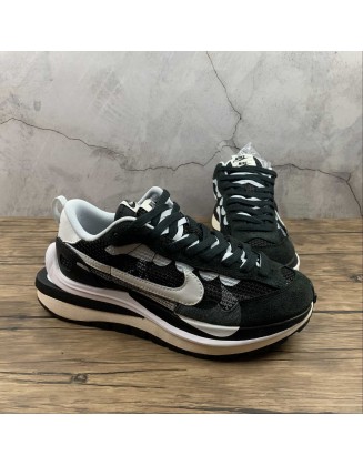 Nike Ldwaffle / Sacai 