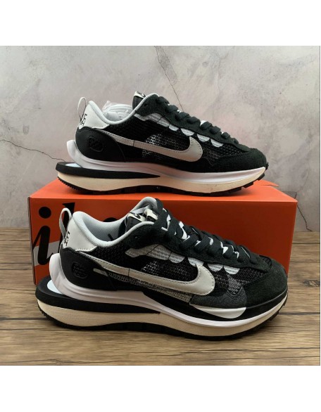 Nike Ldwaffle / Sacai 