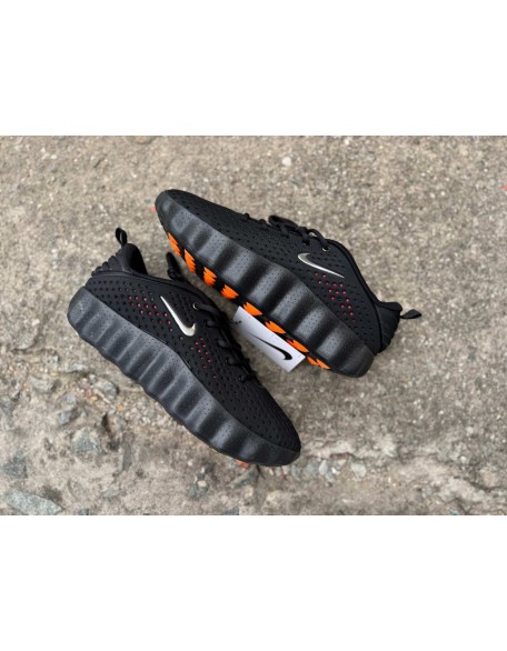 Nike Mind 002