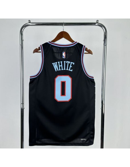 White #0 Chicago Bulls