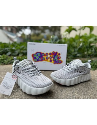 Nike Mind 002