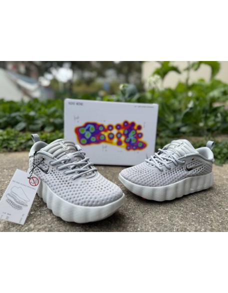 Nike Mind 002