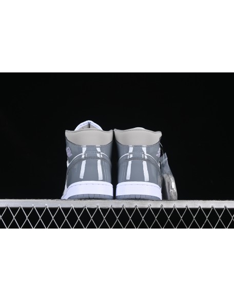 Air Jordan 1 Mid