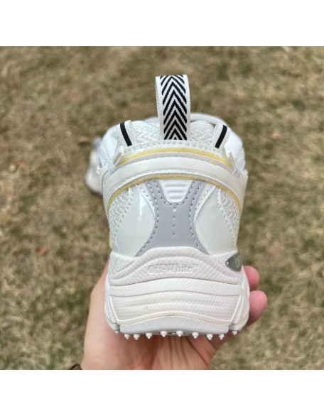 Off White