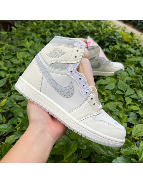 Air Jordan 1 Mid