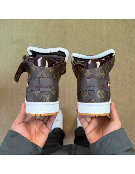 Air Jordan 1 Mid
