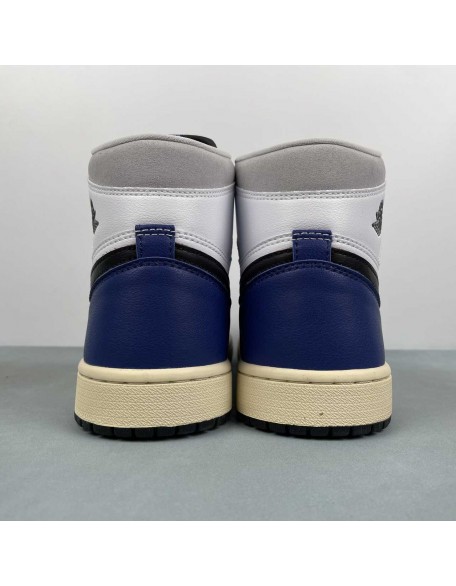 Air Jordan 1 Mid