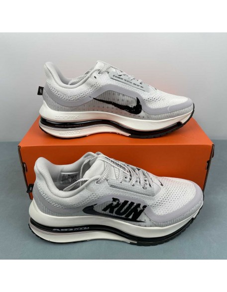 NIKE Pegasus Premium