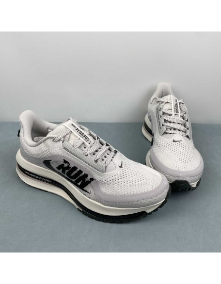 NIKE Pegasus Premium