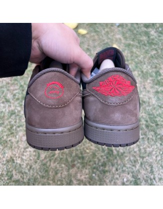 Travis Scott x Air Jordan 1 Low