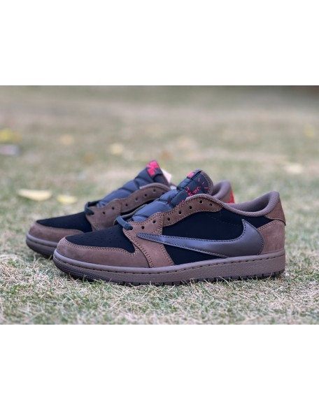 Travis Scott x Air Jordan 1 Low