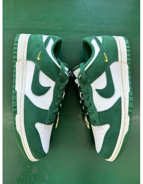 Nike SB Dunk Low 