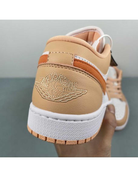 Air Jordan 1 Low 