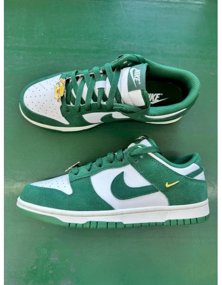 Nike SB Dunk Low 