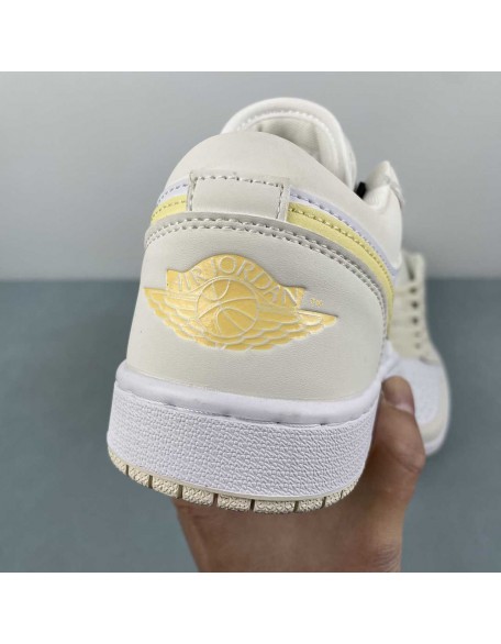 Air Jordan 1 Low 