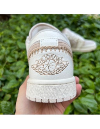 Air Jordan 1 Low 
