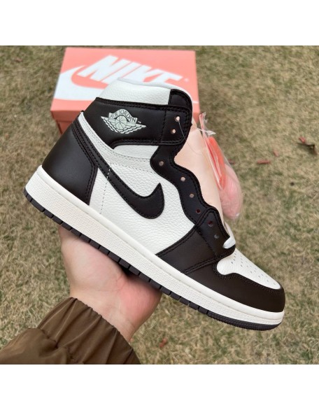 Air Jordan 1 Mid