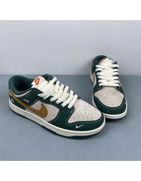 Nike SB Dunk Low 