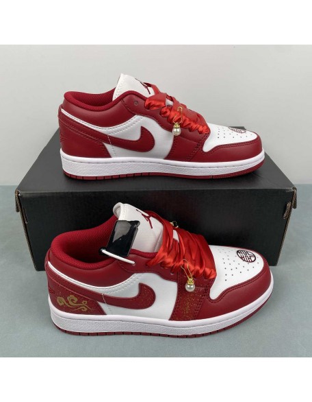 Air Jordan 1 Low 