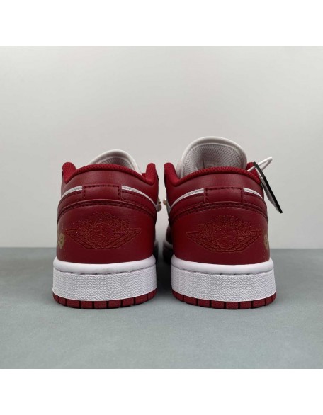 Air Jordan 1 Low 