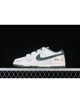 Nike SB Dunk Low 