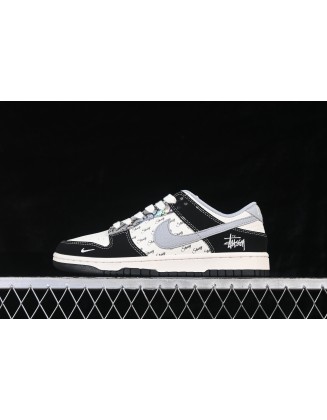 Nike SB Dunk Low 