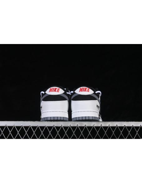 Nike SB Dunk Low 