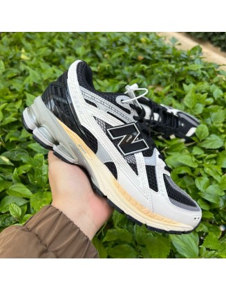 New Balance 1906