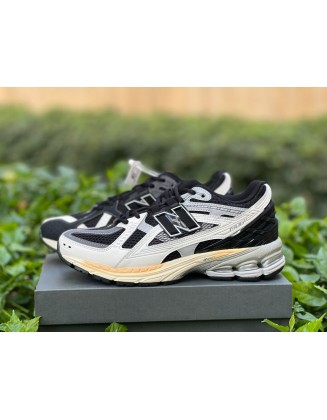 New Balance 1906