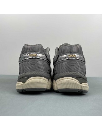 Asics GEL-CUMULUS 16