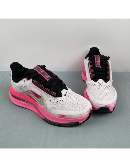 NIKE Pegasus Premium