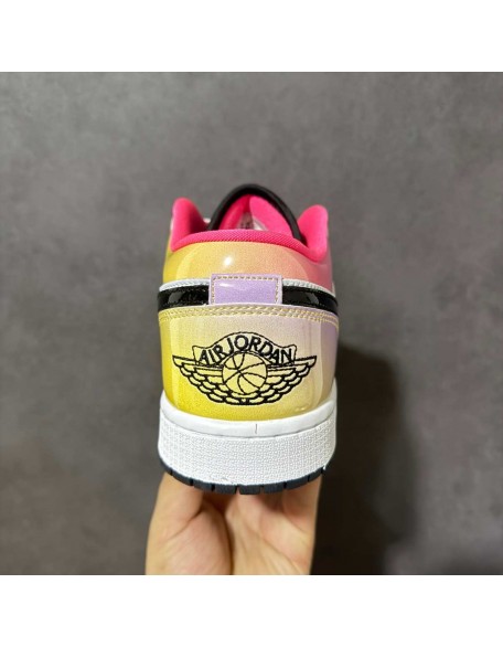 Air Jordan 1 Low 