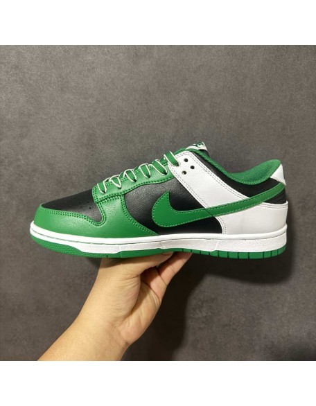 Nike SB Dunk Low 