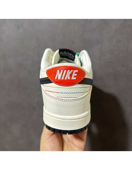 Nike SB Dunk Low 