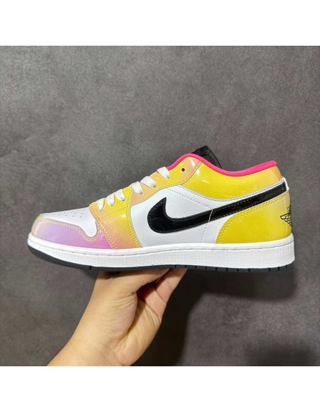Air Jordan 1 Low 