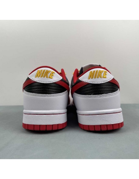 Nike SB Dunk Low 