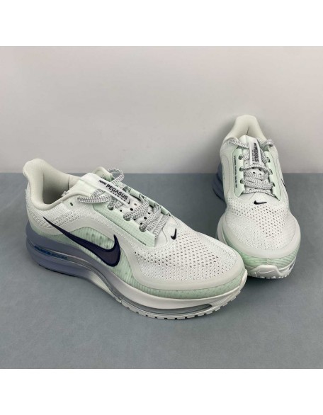 NIKE Pegasus Premium